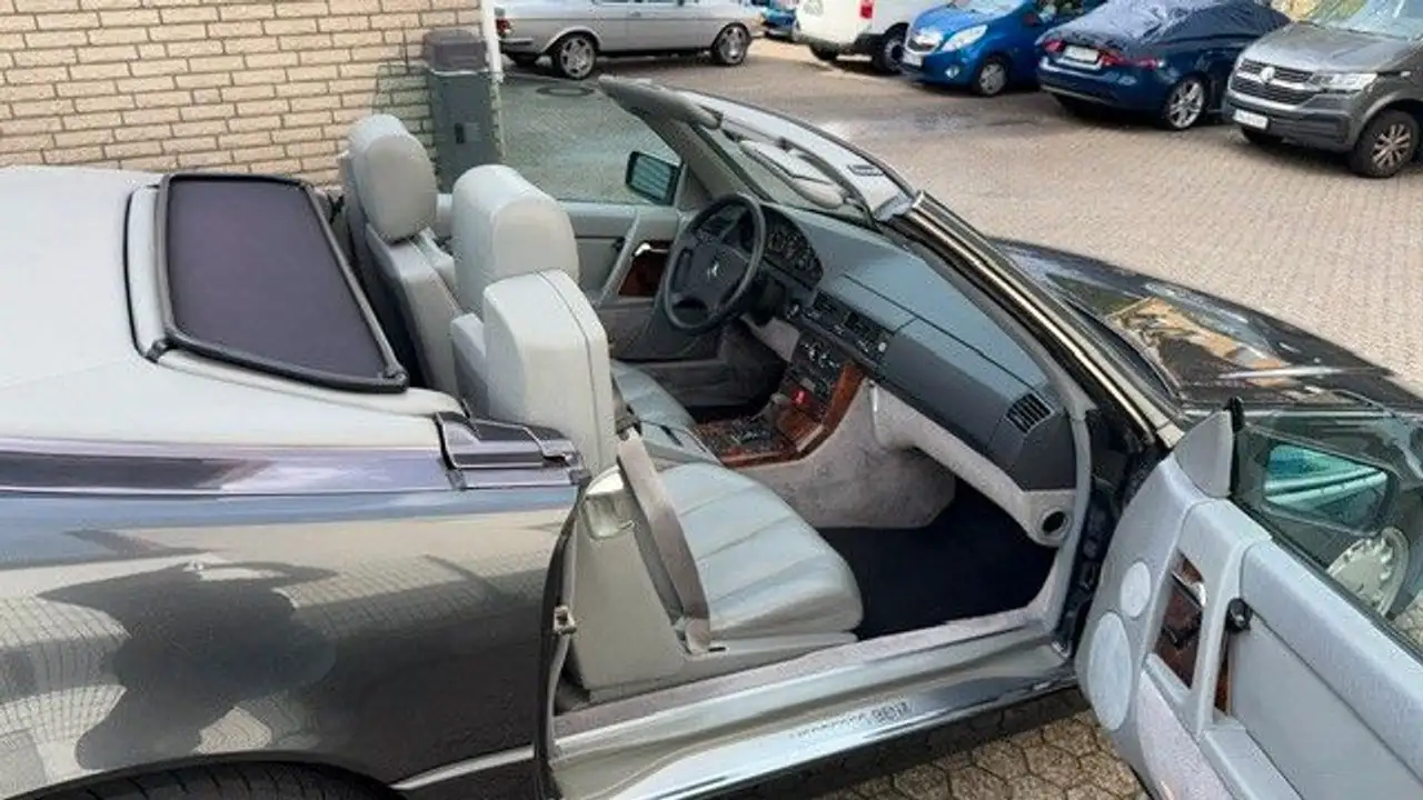 Mercedes-Benz SL 300, foto 7