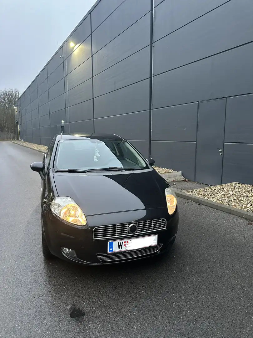 Fiat Grande Punto Fiat Grande Punto 1,4 mit Öamtc Pickerl bis 6.2027 - 1