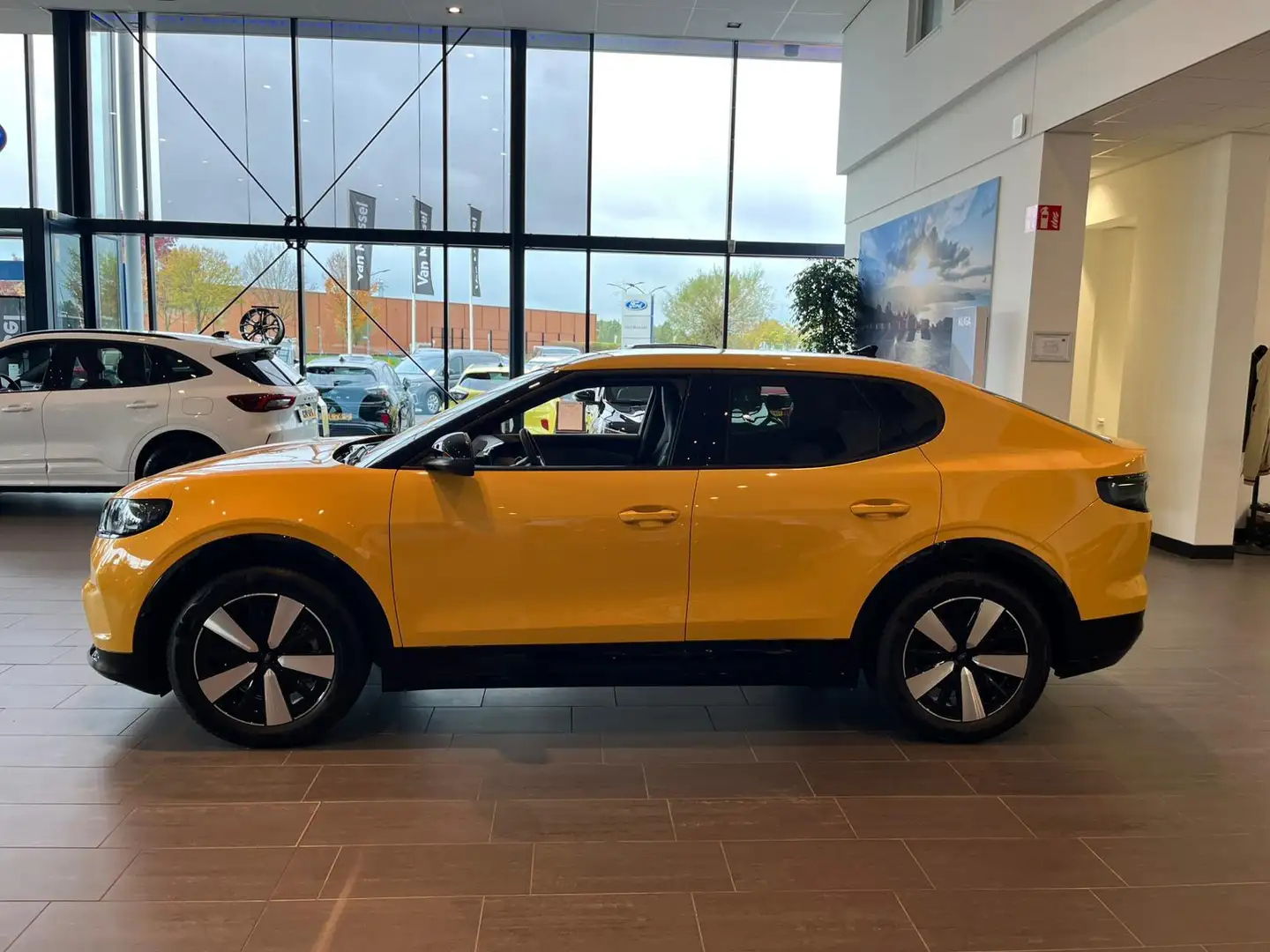 Ford Capri Extended Range RWD 77 kWh | Voorraad | 286PK | Ach Geel - 2