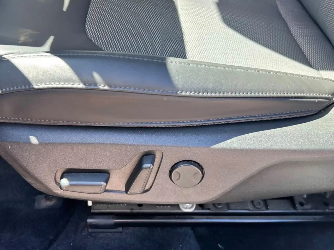 Kia Niro photo Kia Niro