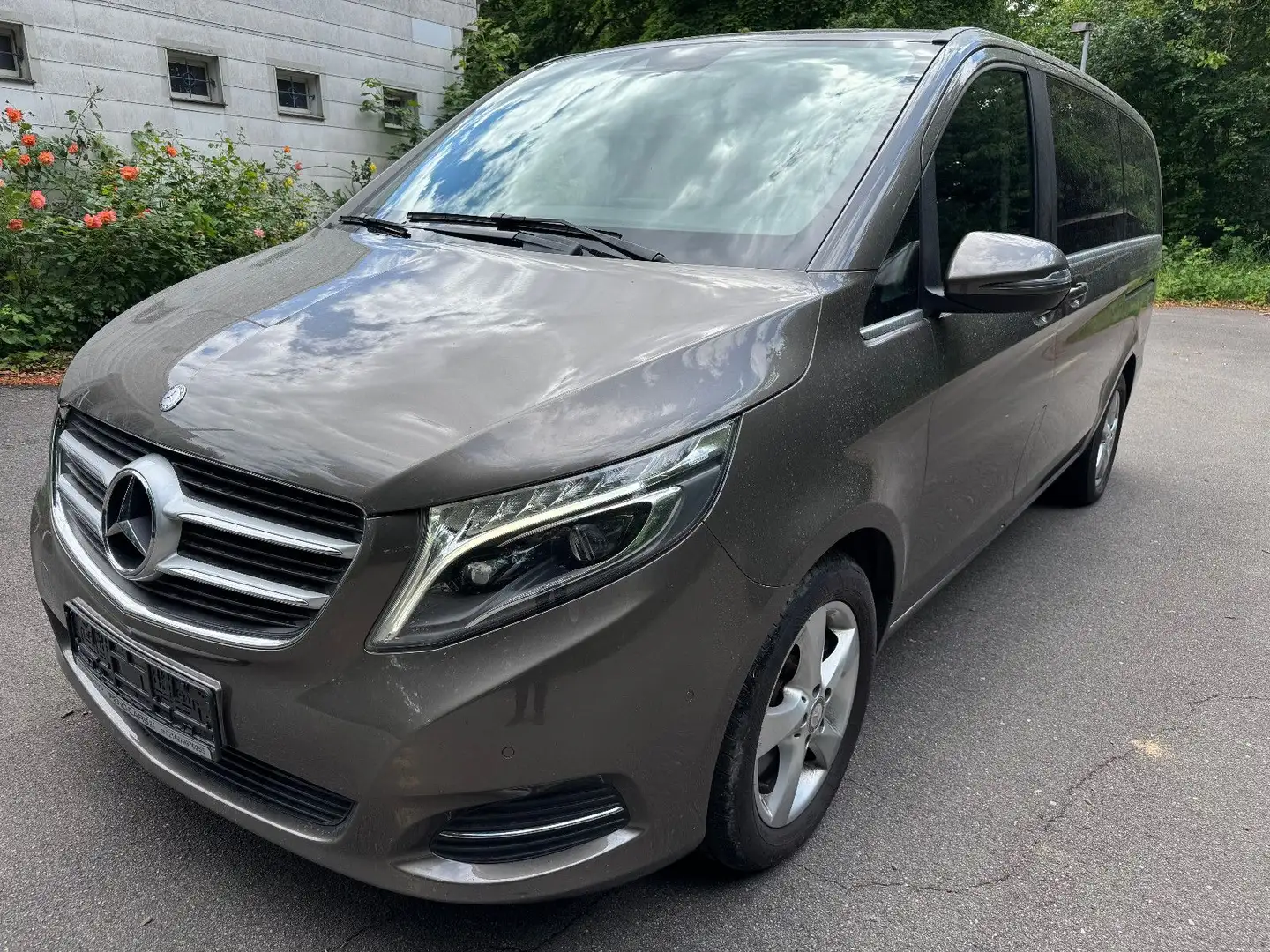 Mercedes-Benz V 250 *Leder*Navi*Klima*2 x Schiebetür*Lang* Grigio - 1