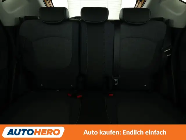 Renault Captur view 15