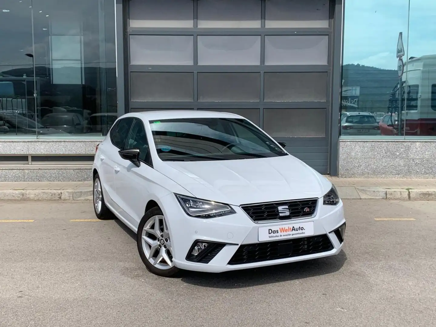 SEAT Ibiza 1.0 TSI 85kW 115CV DSG FR Plus Blanco - 2