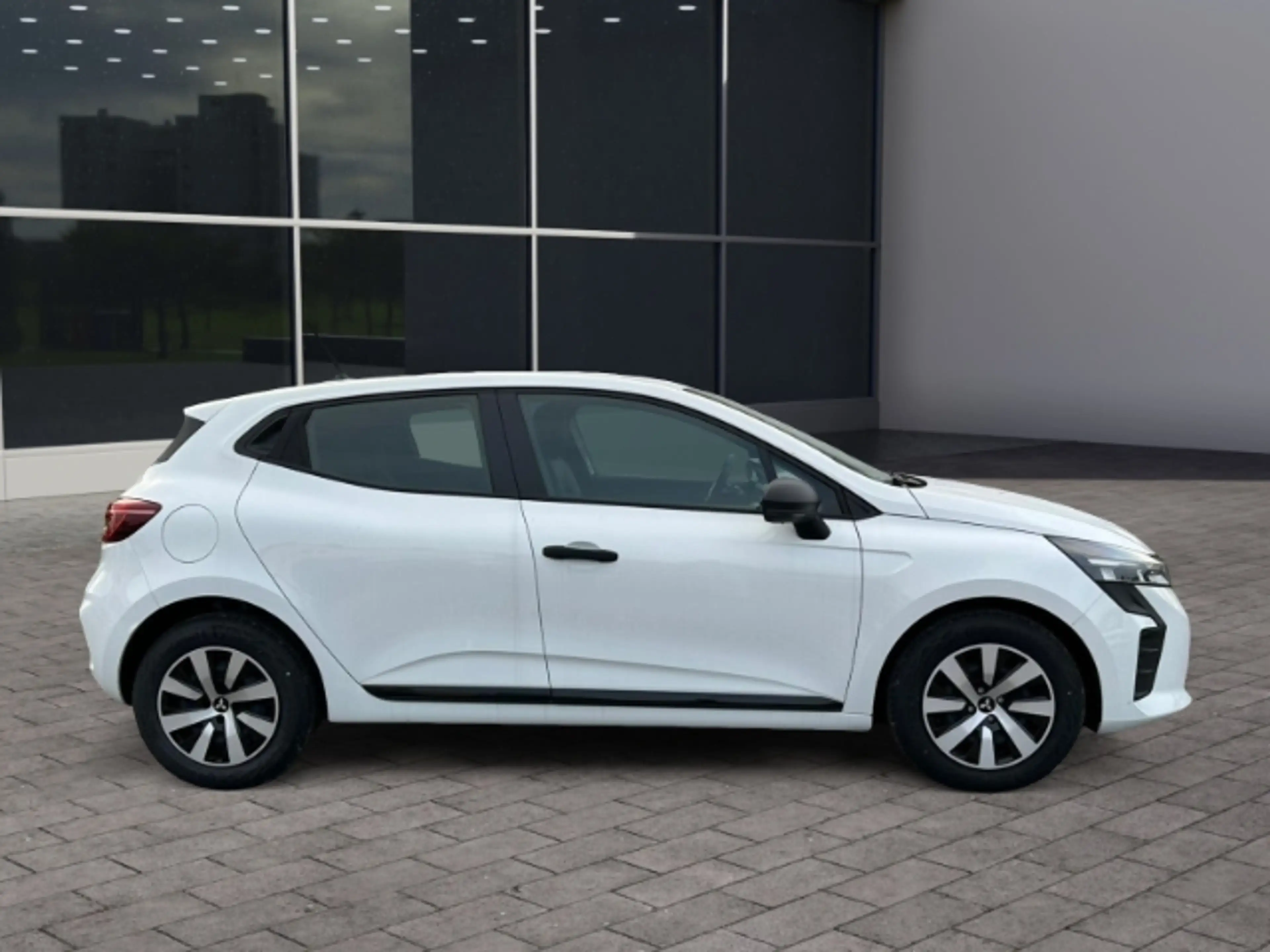Mitsubishi Colt 1.0 Basis Klima LED DAB Spurhalteass. Verkehrszeic — photo 6