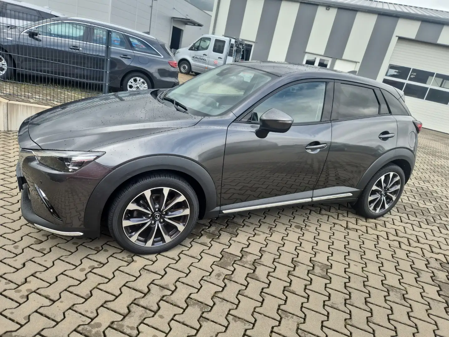 Mazda CX-3 2018 SKYACTIV-G 121 FWD 89 kW (121 PS) Sports-Line Gris - 2