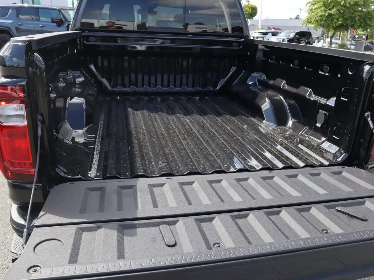 GMC Canyon снимка GMC Canyon