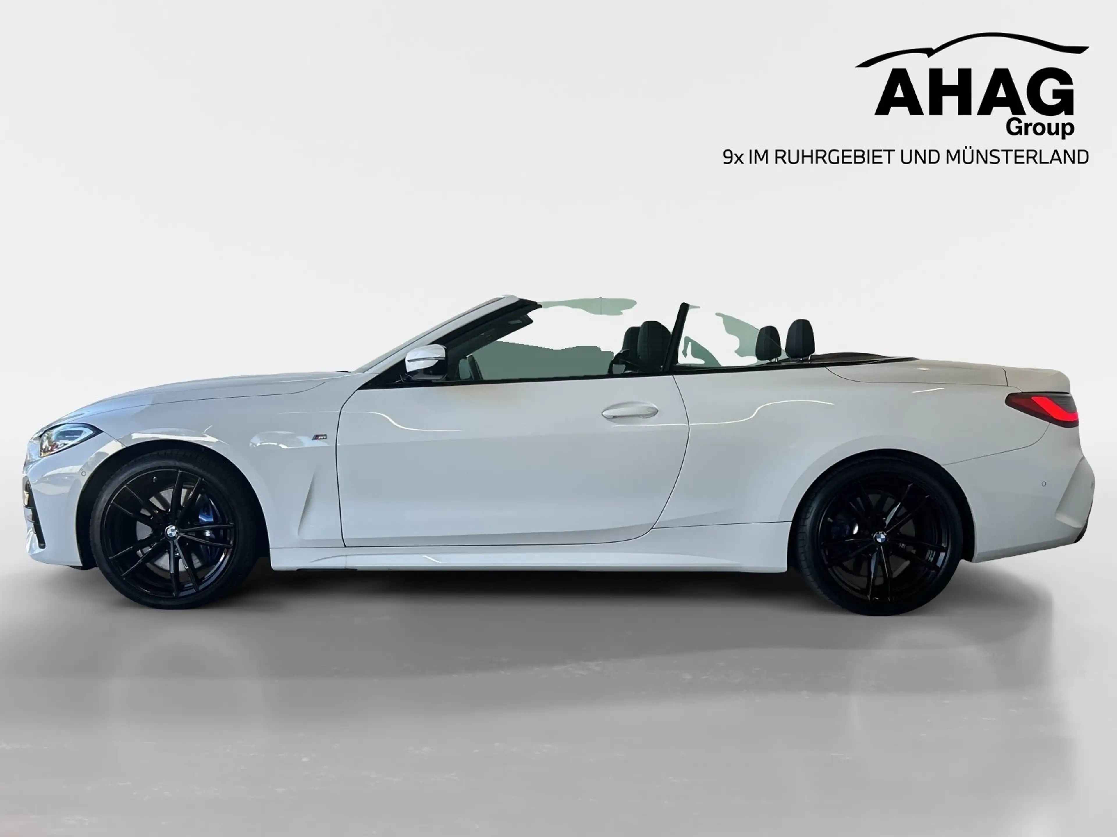BMW 440 M440i xDrive Cabrio — photo 6