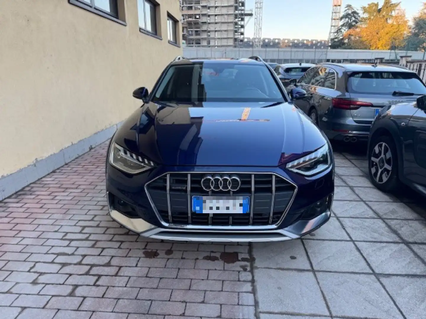 Audi A4 allroad 40 TDI 204 CV S tronic Identity Contrast Bleu - 2