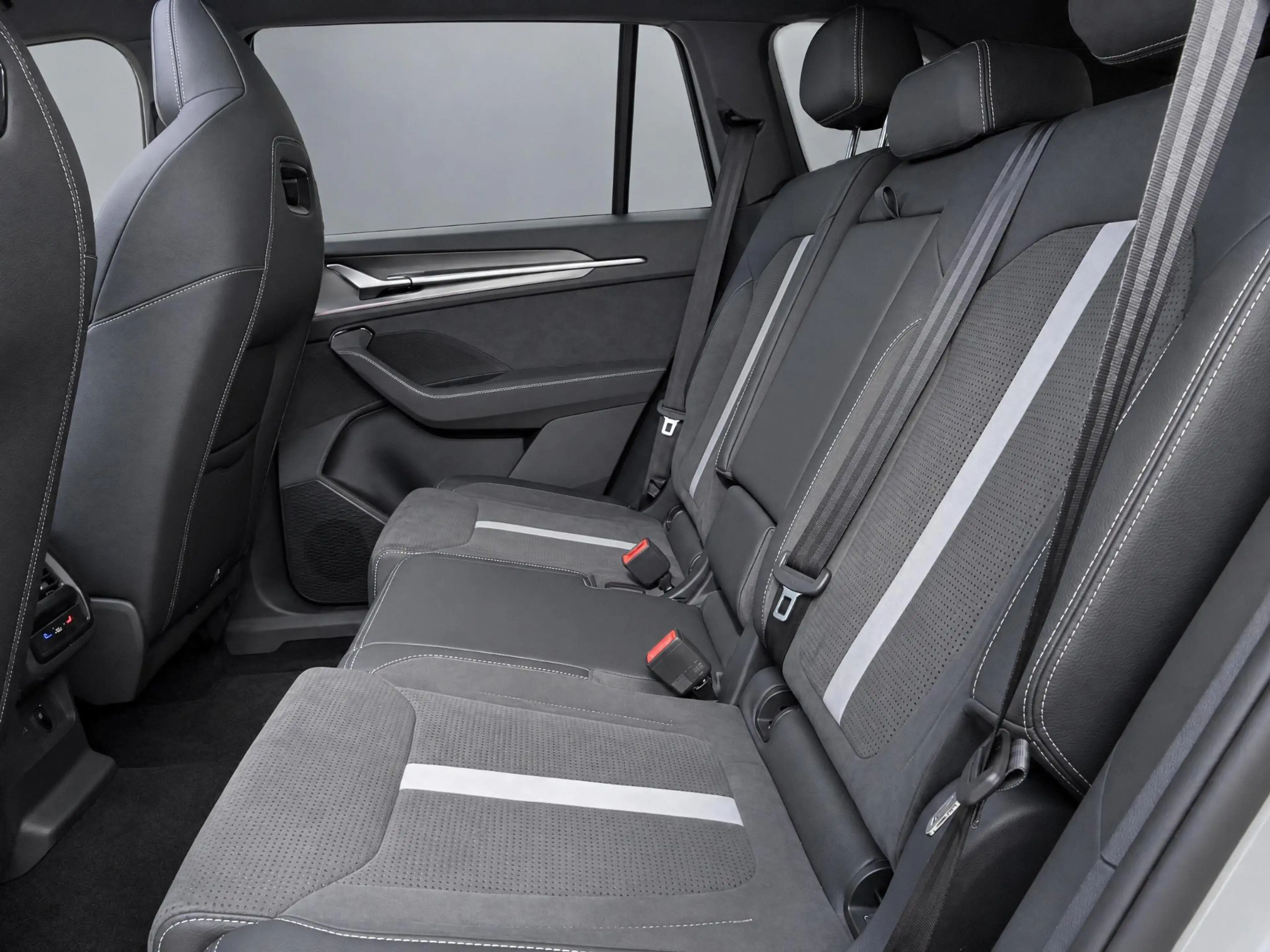 Skoda Kodiaq 1.5 TSI 204pk DSG PHEV Sportline Business · Panora — photo 11