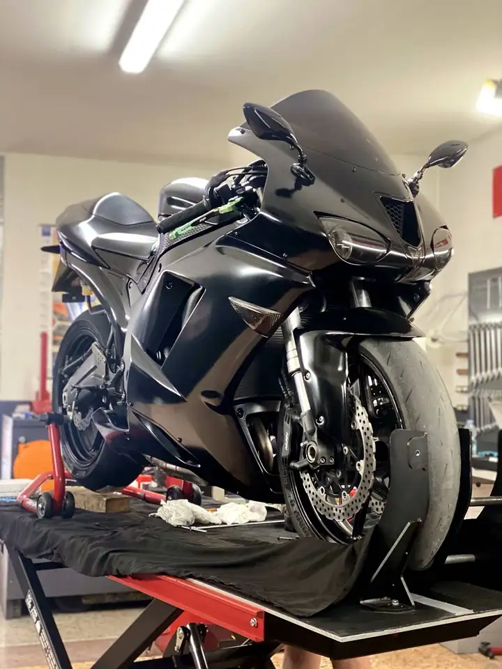Kawasaki ZX 600