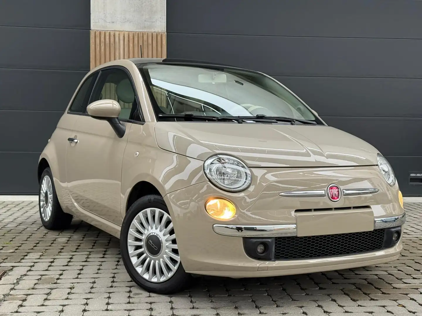 Fiat 500 1.2i Lounge / Carpass / Garantie 12 Mois Beige - 2