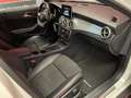 Mercedes-Benz GLA 200 200d AMG Line Wit - thumbnail 10