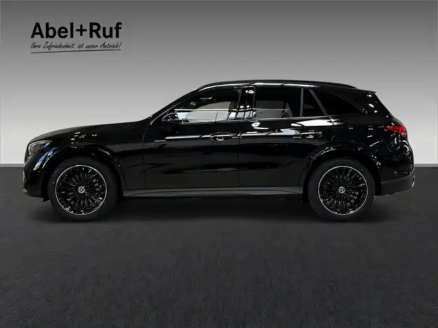Mercedes-Benz 450 view 4