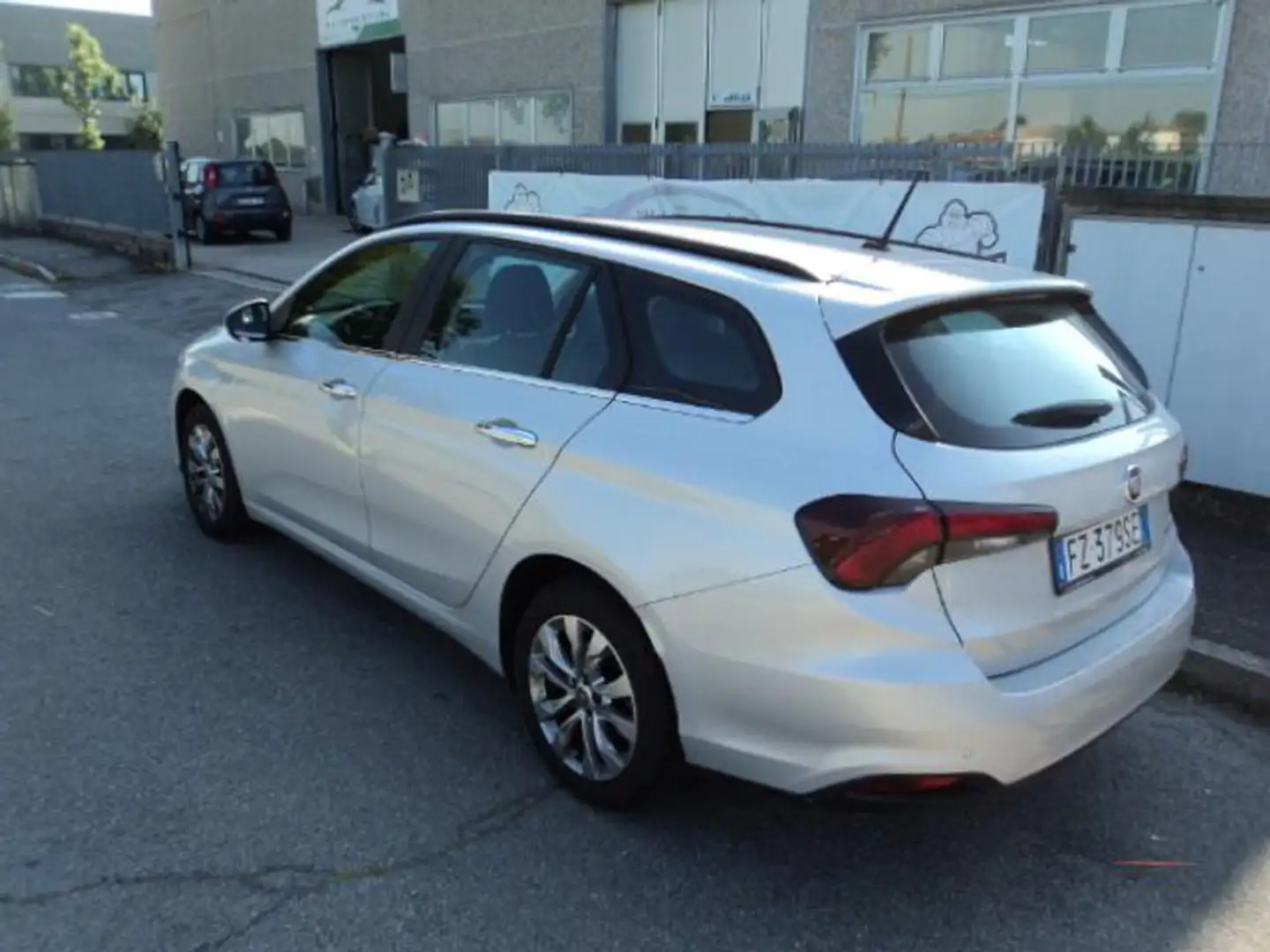 Fiat Tipo 1.3 Mjt S&S SW Business Plateado - 2
