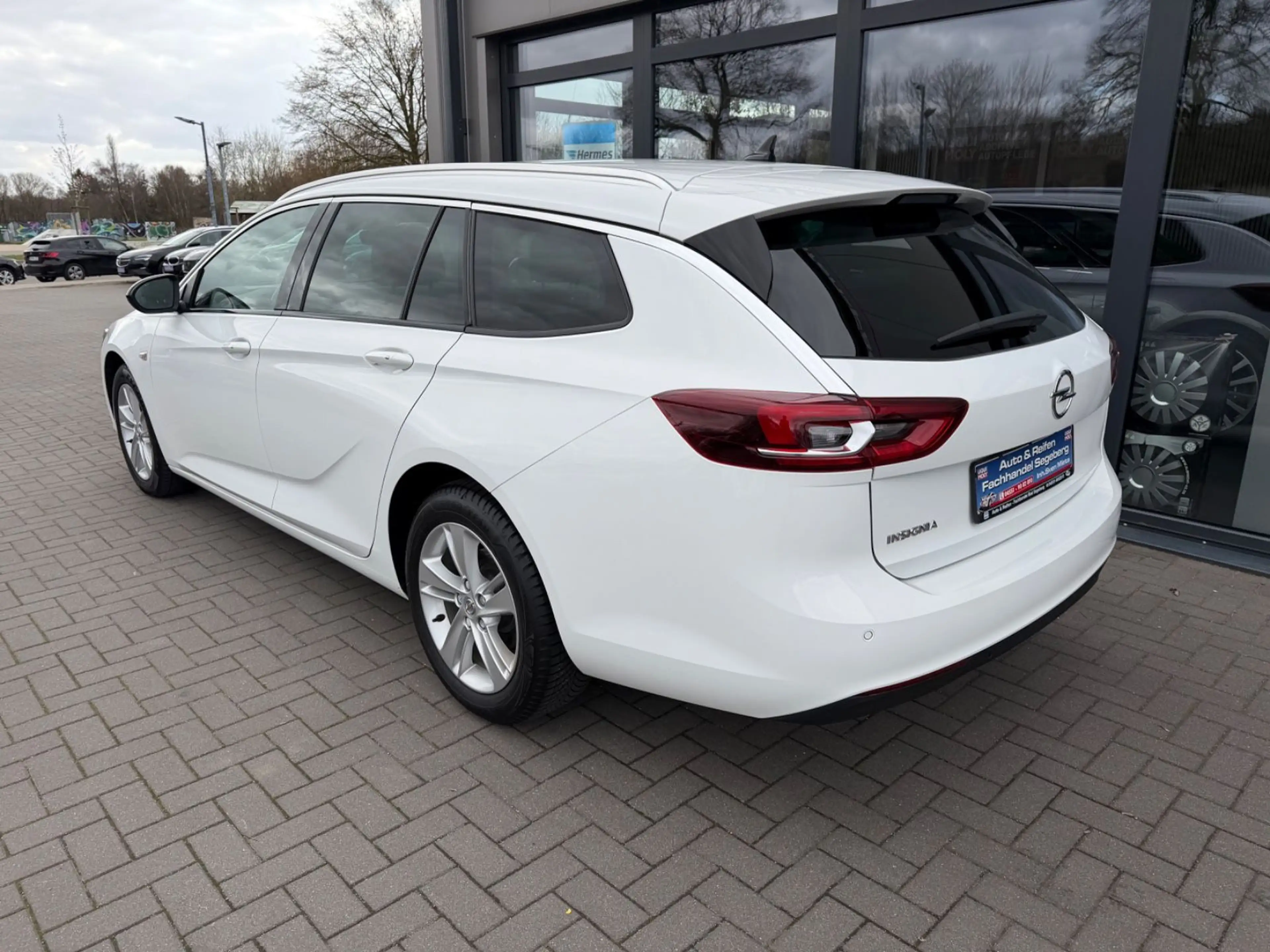 Opel Insignia B Sports Tourer Business AUTOMATIK*LED — photo 5