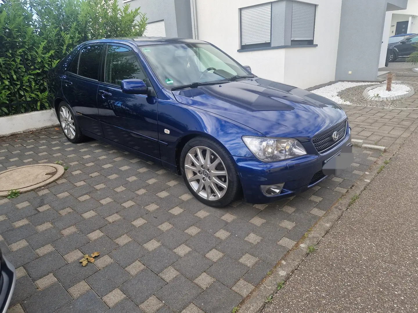 Lexus IS 200 Xenon, Sitzheizung, Tempomat - 1
