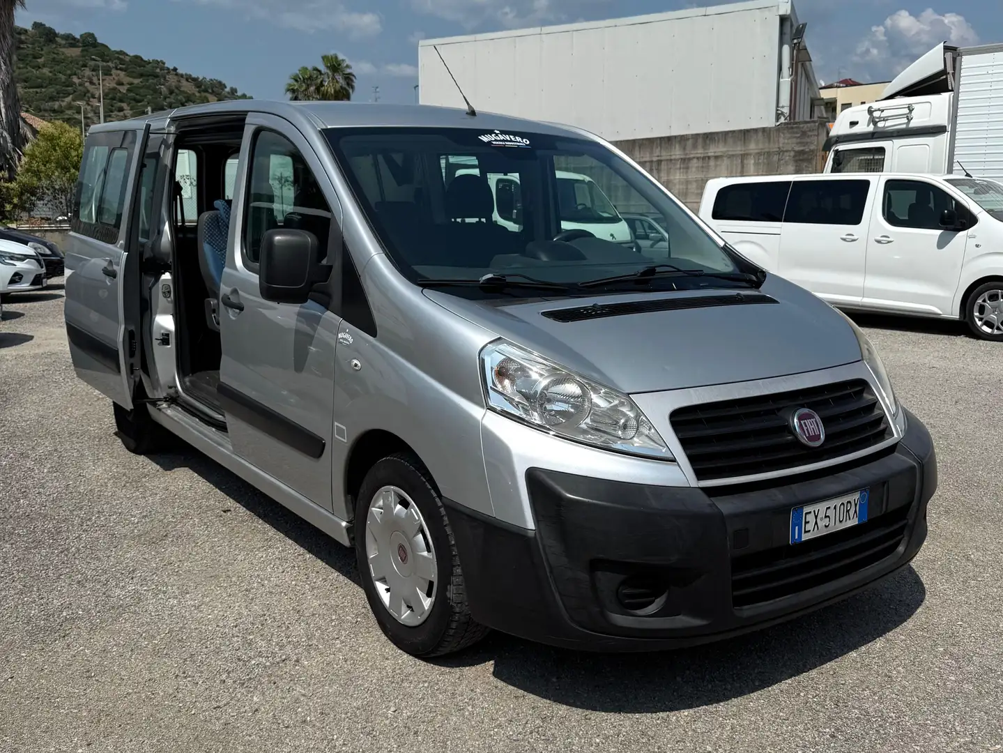 Fiat Scudo 2.0mjt 125cv AUTOCARRO 5 POSTI Gris - 1