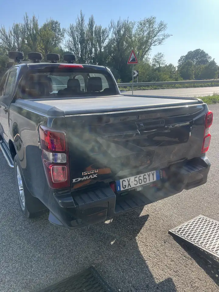 Isuzu D-Max 2025