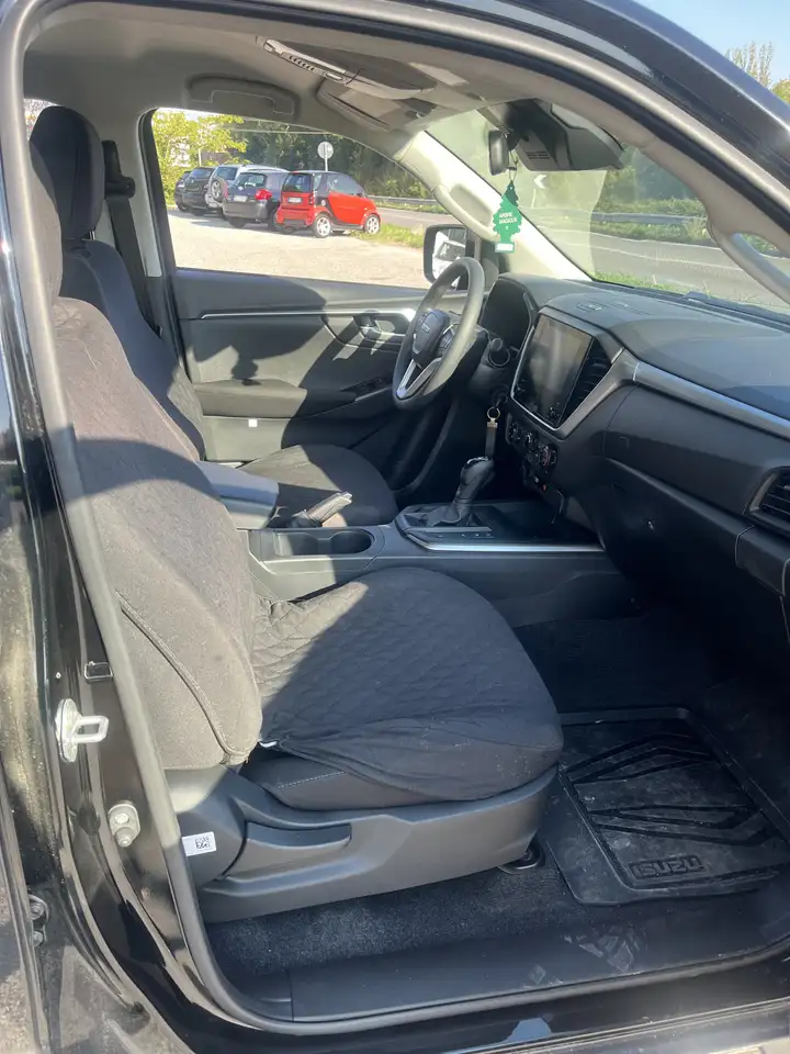 Isuzu D-Max 2025