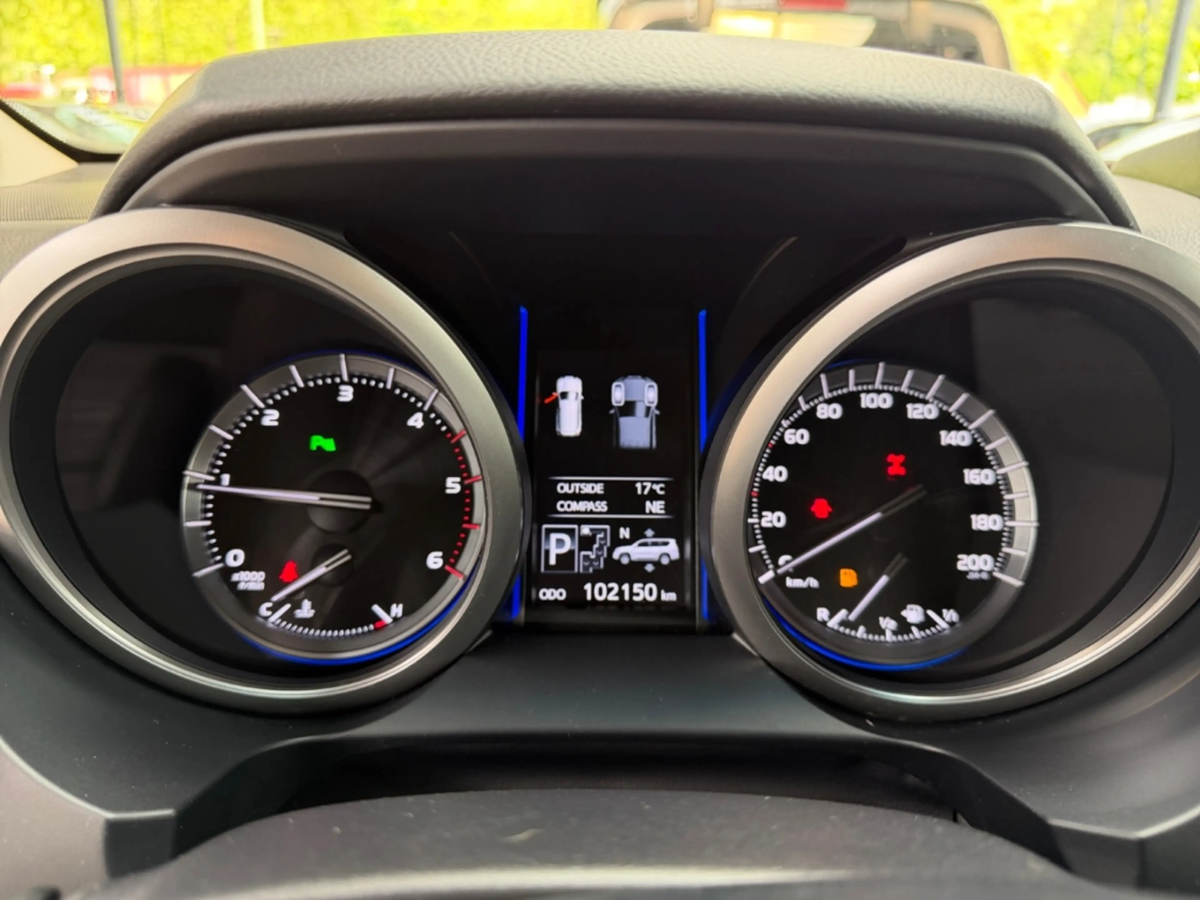 Toyota Land Cruiser 2.8 D-4D TEC-Edition *StHz*360°*AHK* — photo 14