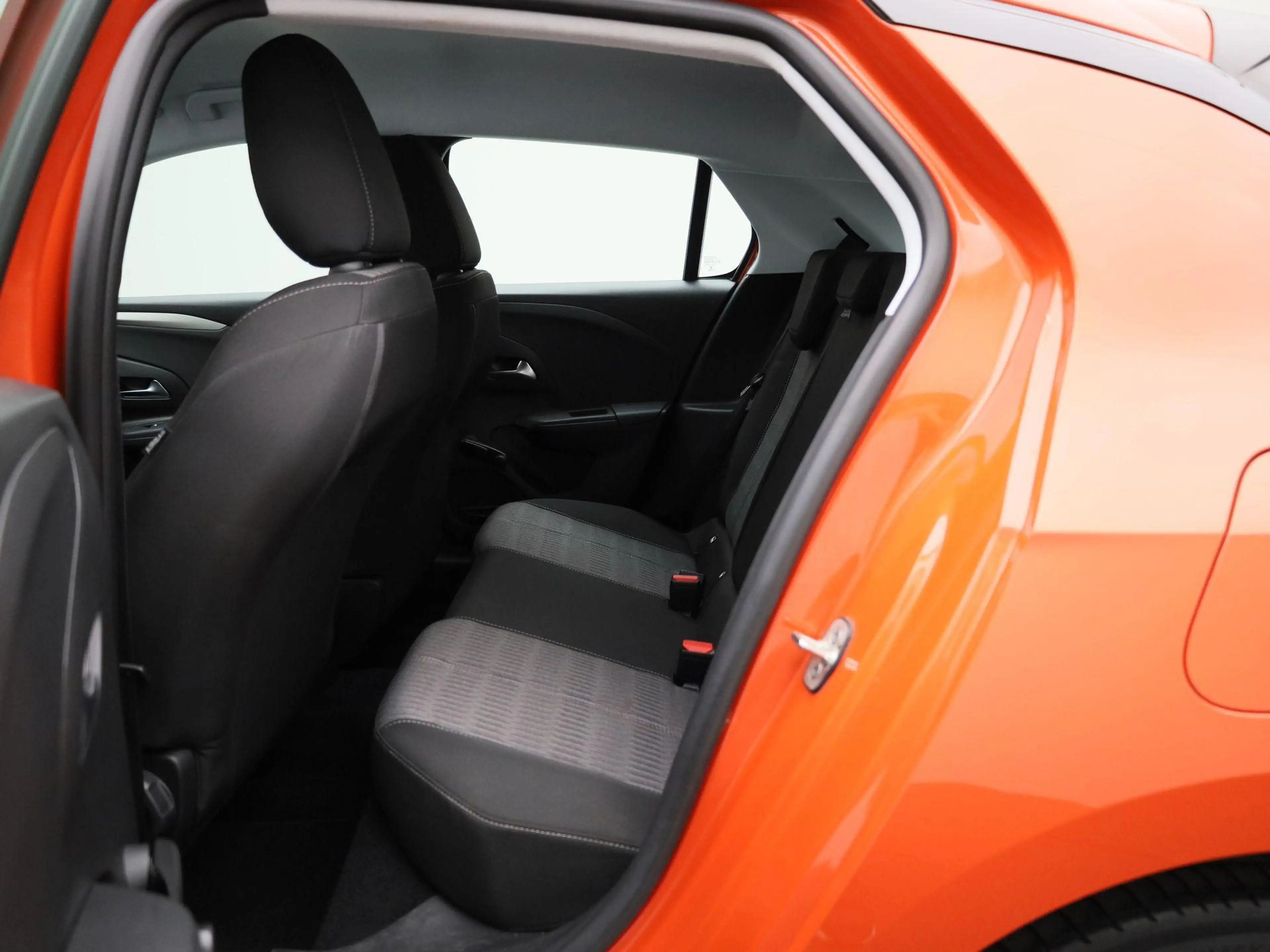 Opel Corsa-e Edition 50 kWh — photo 11