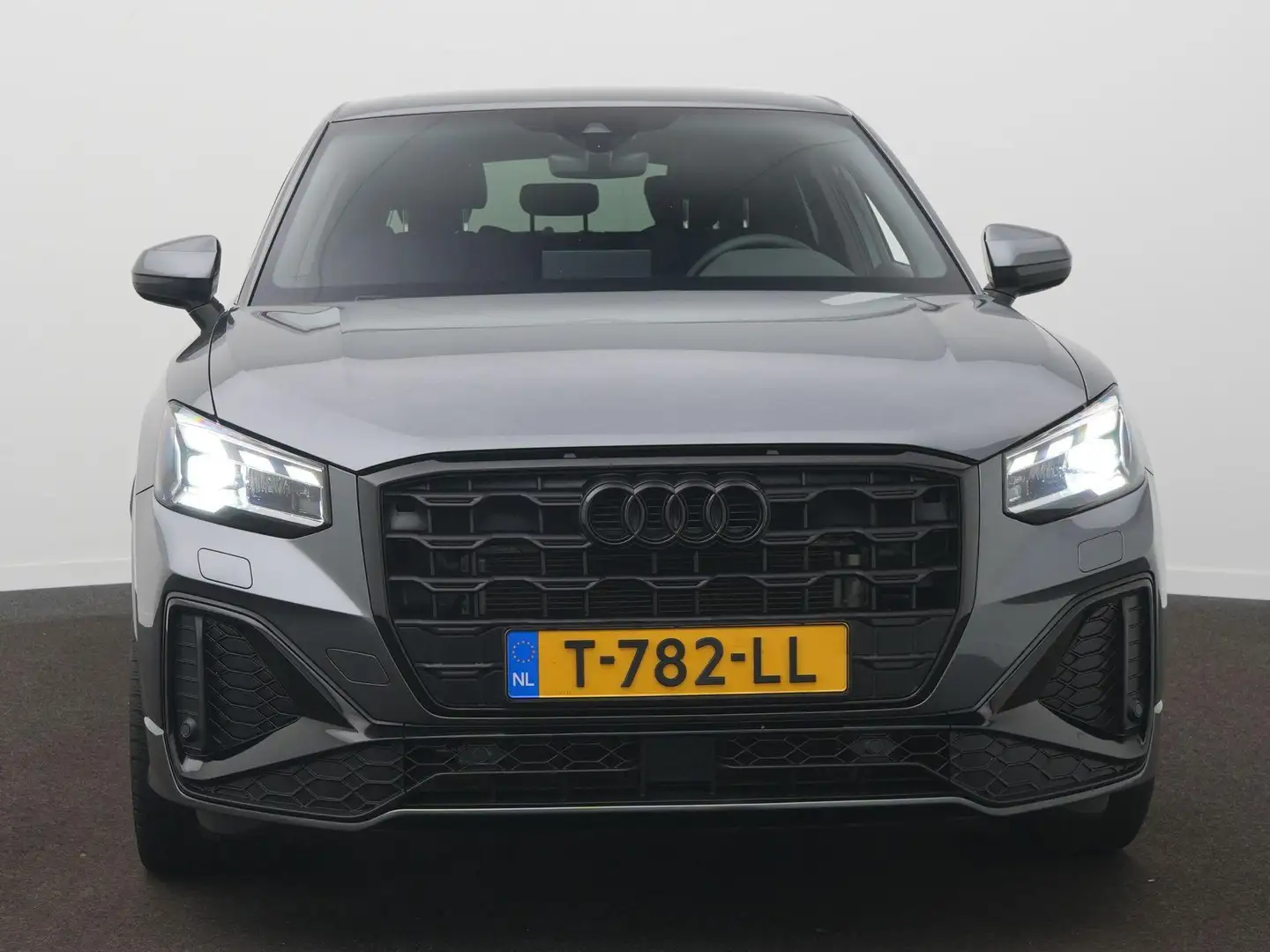 Audi Q2 35 TFSI S Edition Navi / Metallic / Clima Grijs - 2