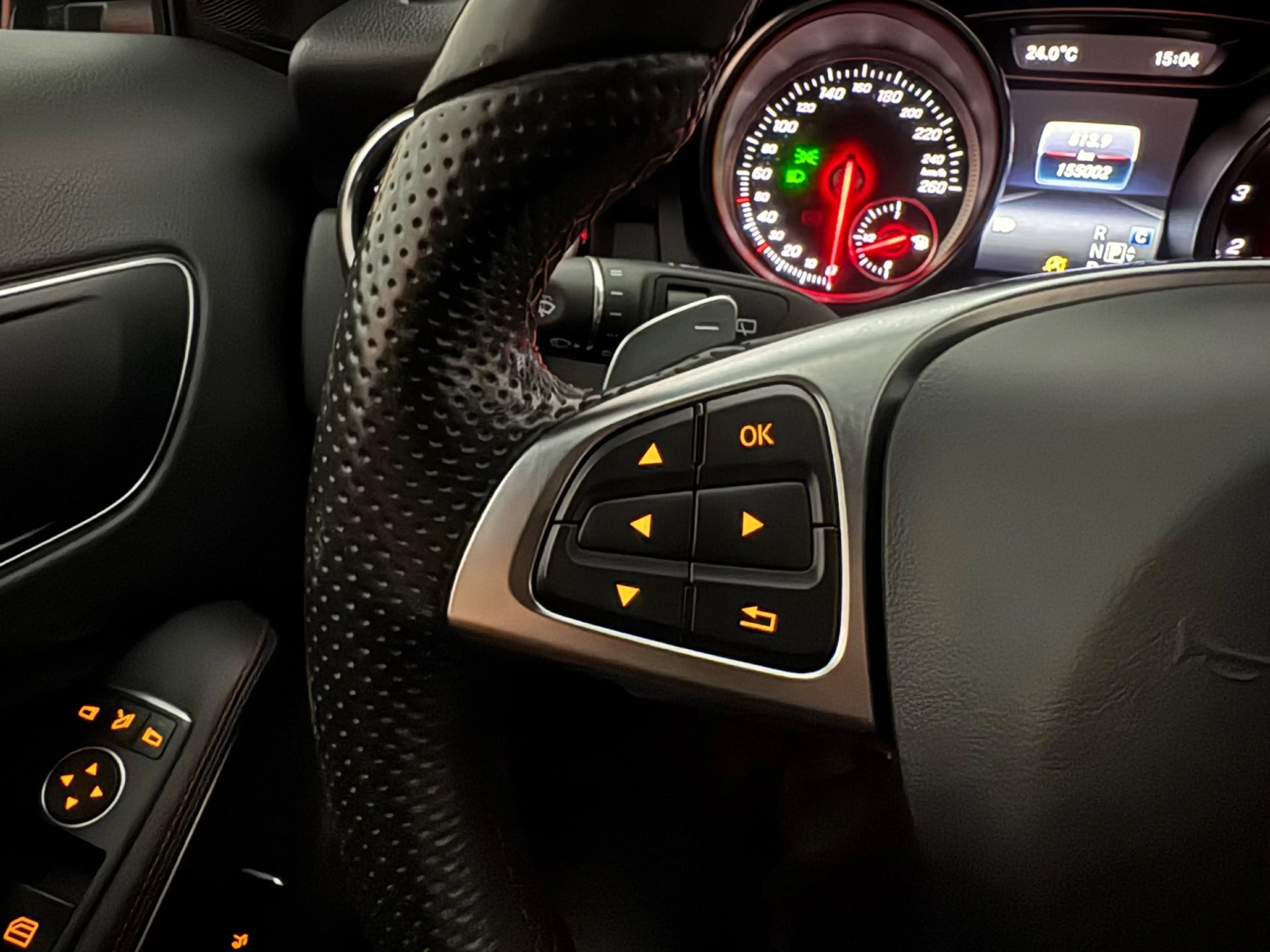 Mercedes-Benz GLA 180 Business Solution 1e eig — photo 11