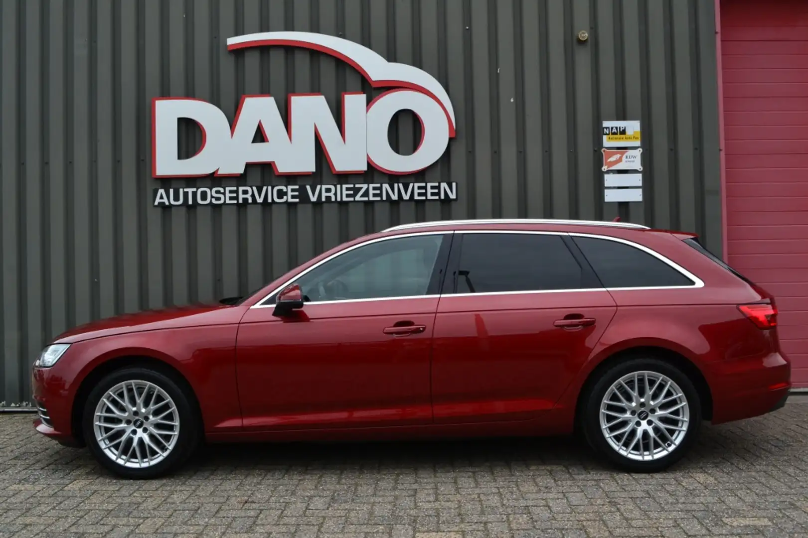 Audi A4 Avant 1.4 TFSI Sport Pro Line LED/Camera/Trekhaak Rouge - 2