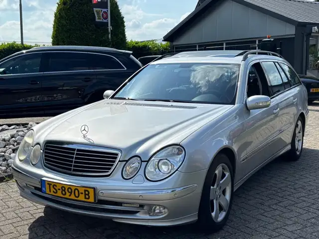 Mercedes-Benz E 500 Combi E500 4-Matic V8 Schuifdak Trekhaak Youngtime
