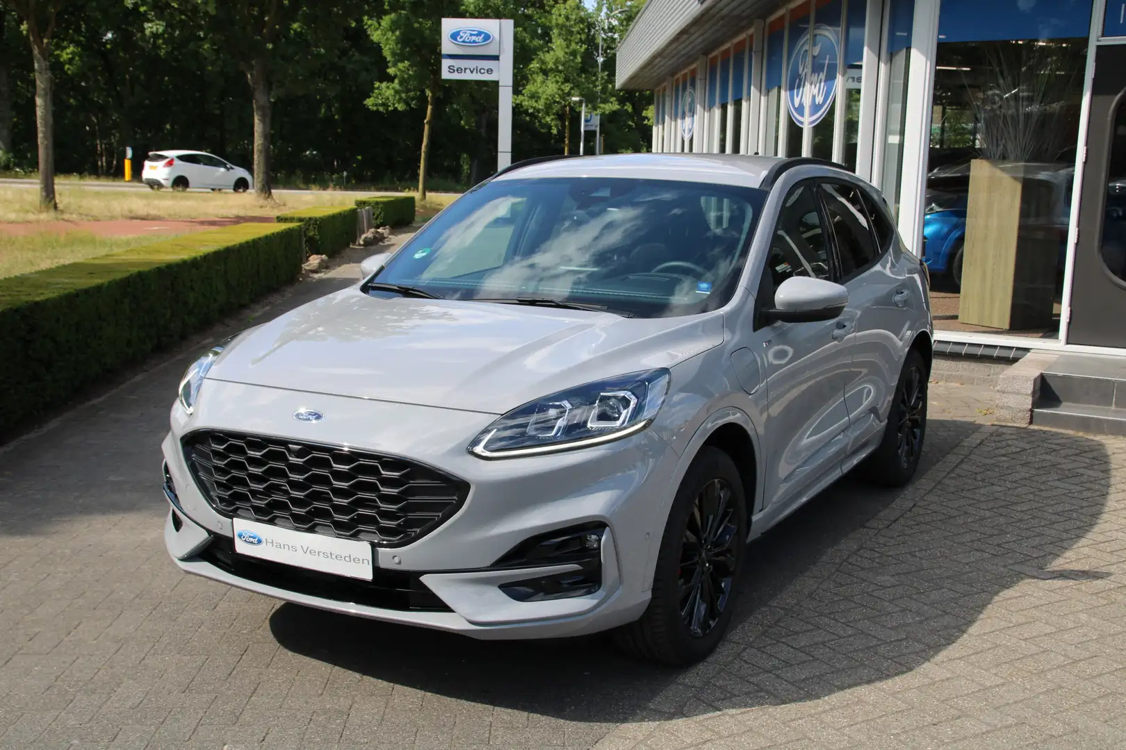 Ford Kuga 2.5 PHEV Graphite Tech Edition 225 PK AUTOMAAT TRE Grijs - 2
