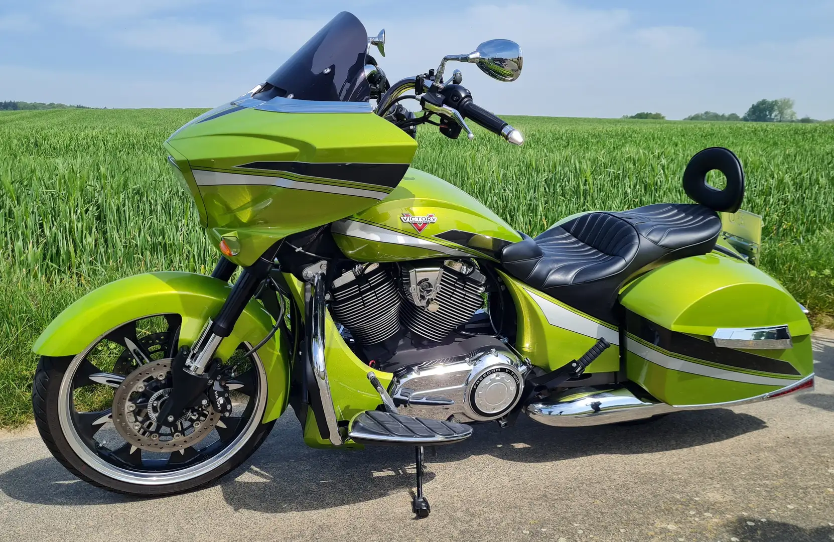 Victory Magnum SONDERMODELL GRÜN No Harley Zielony - 1