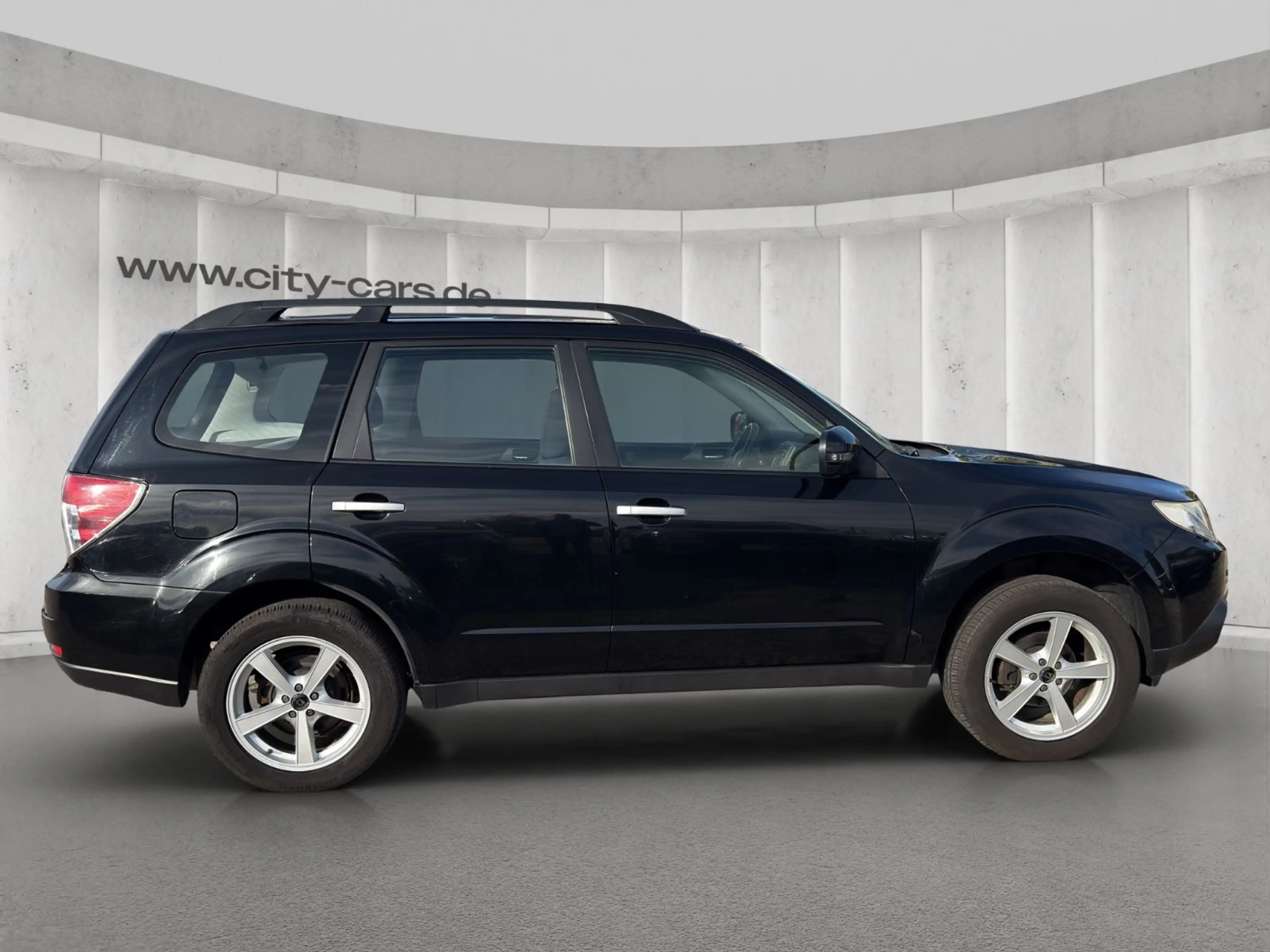 Subaru Forester Active*4X4*Automatik*Cam*Panorama*AHK — photo 7