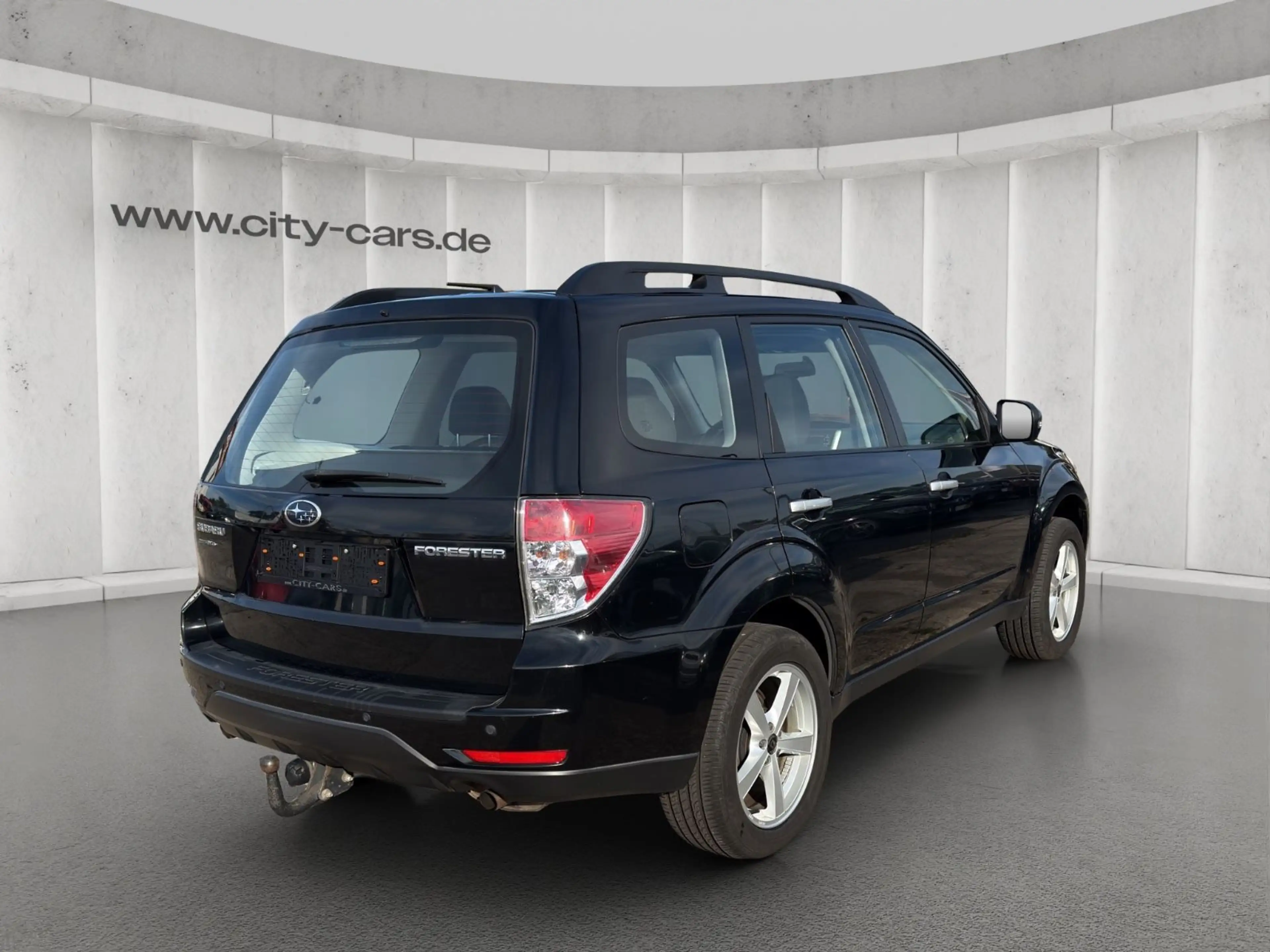 Subaru Forester Active*4X4*Automatik*Cam*Panorama*AHK — photo 6