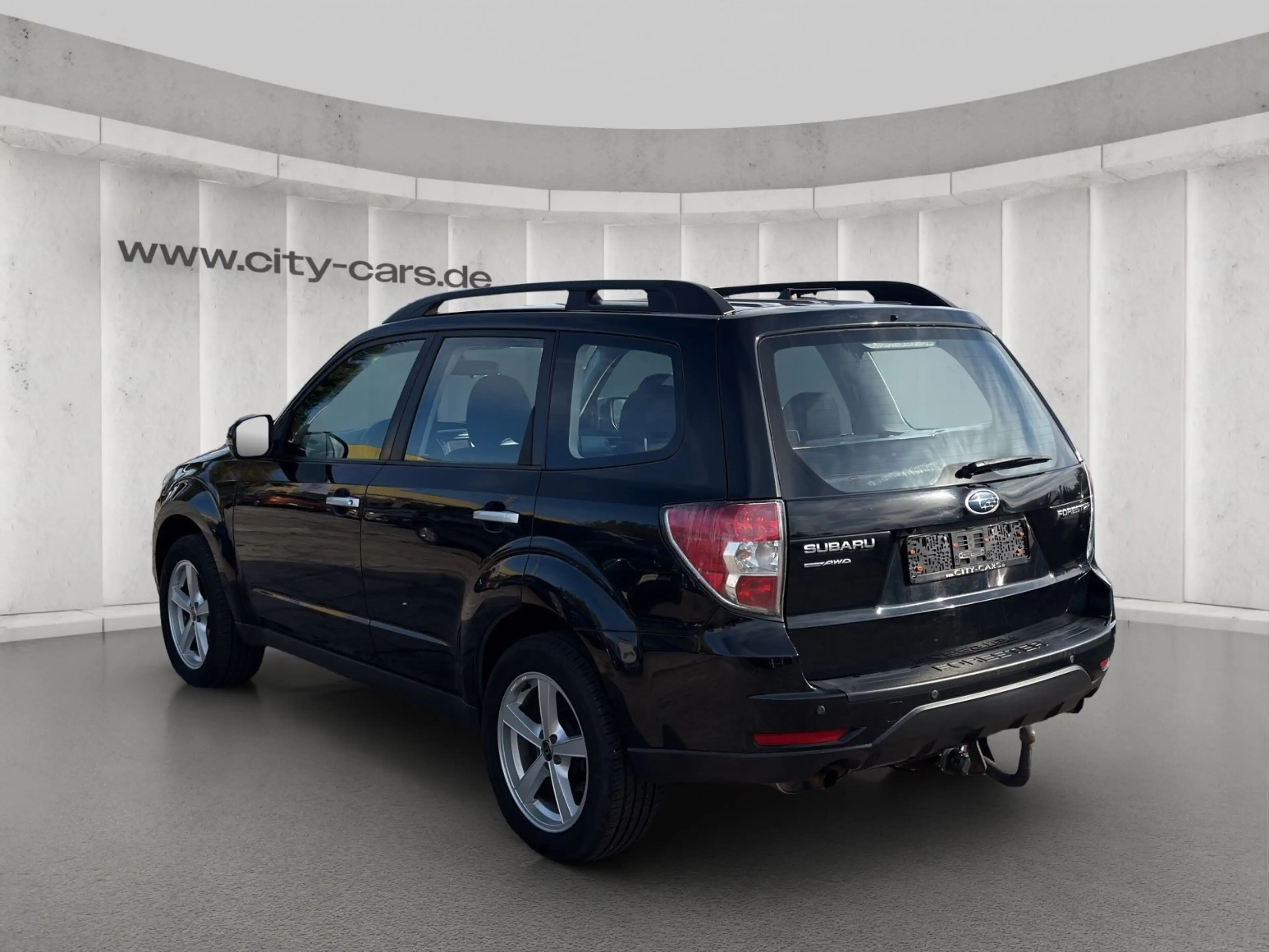 Subaru Forester Active*4X4*Automatik*Cam*Panorama*AHK — photo 4