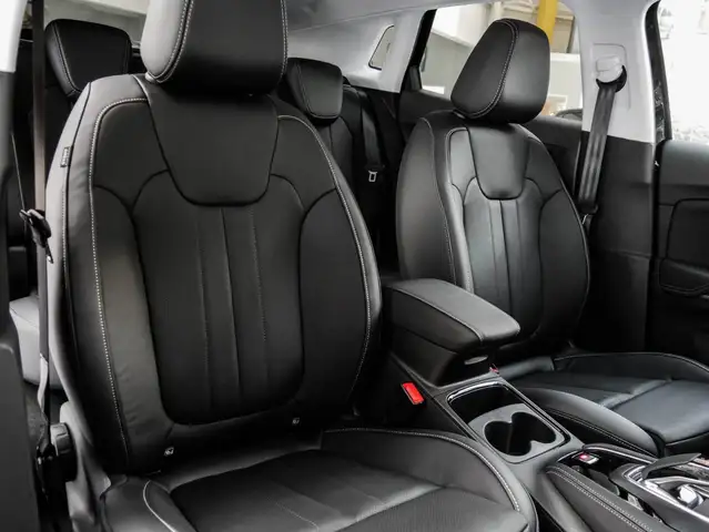 Opel Grandland view 6