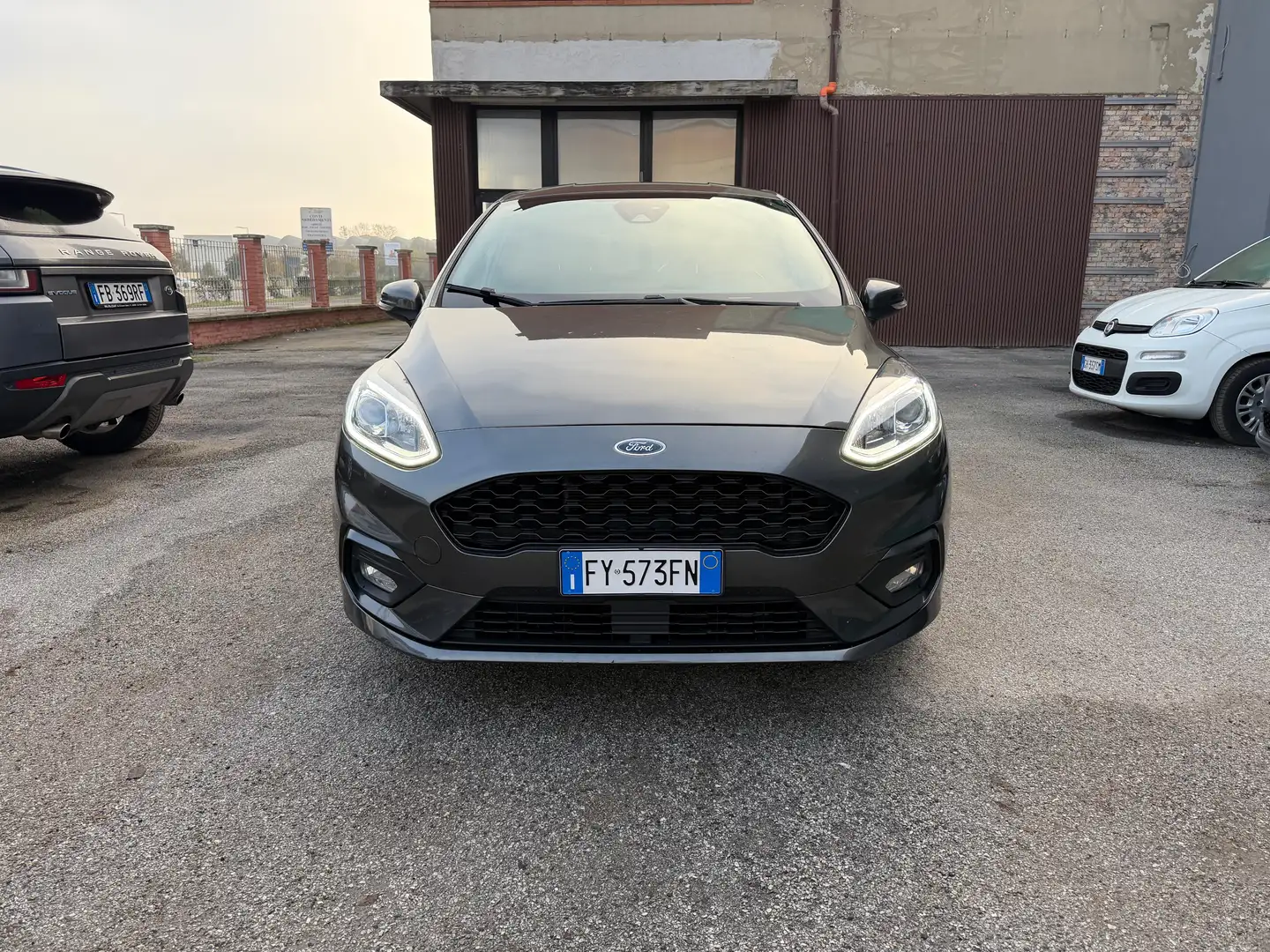 Ford Fiesta Fiesta VII 2017 5p 5p 1.1 ST-Line 85cv my19.5 Gris - 2