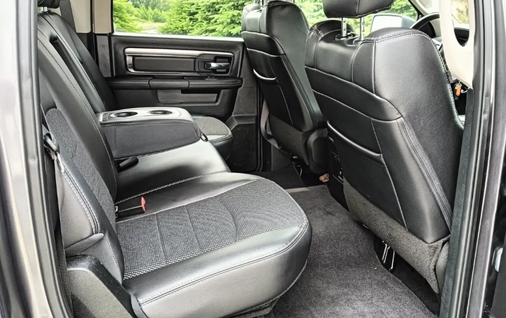 Dodge RAM SPORT   5.7  4x4 V8 Grigio - 2