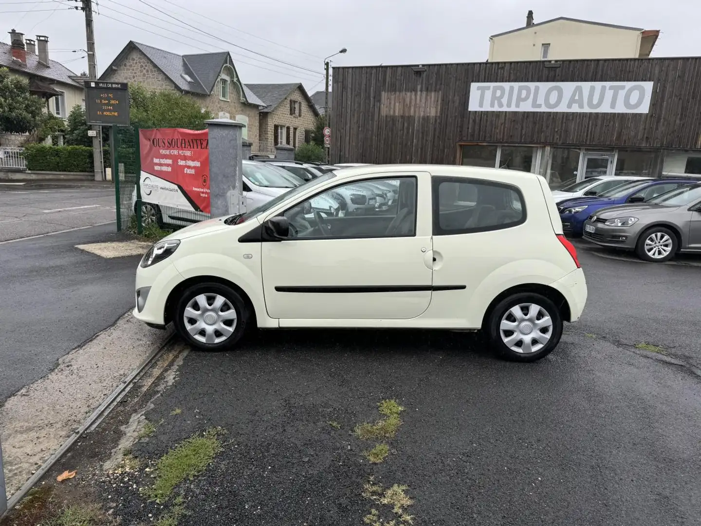 Renault Twingo 1.2i LEV - 75 + ATTELAGE Jaune - 2