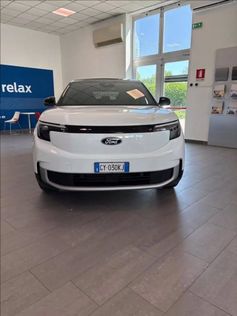 Ford Explorer EV 77kWh Extended Range Premium rwd Bianco - 2