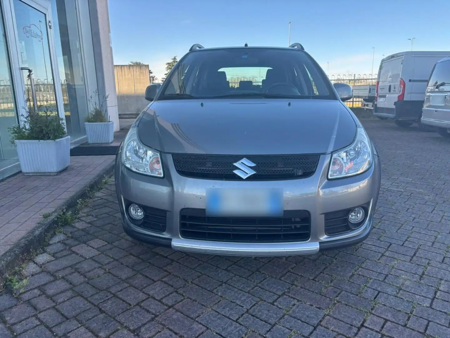 Suzuki SX4 1.6 16V 4WD Outdoor Line Gris - 2