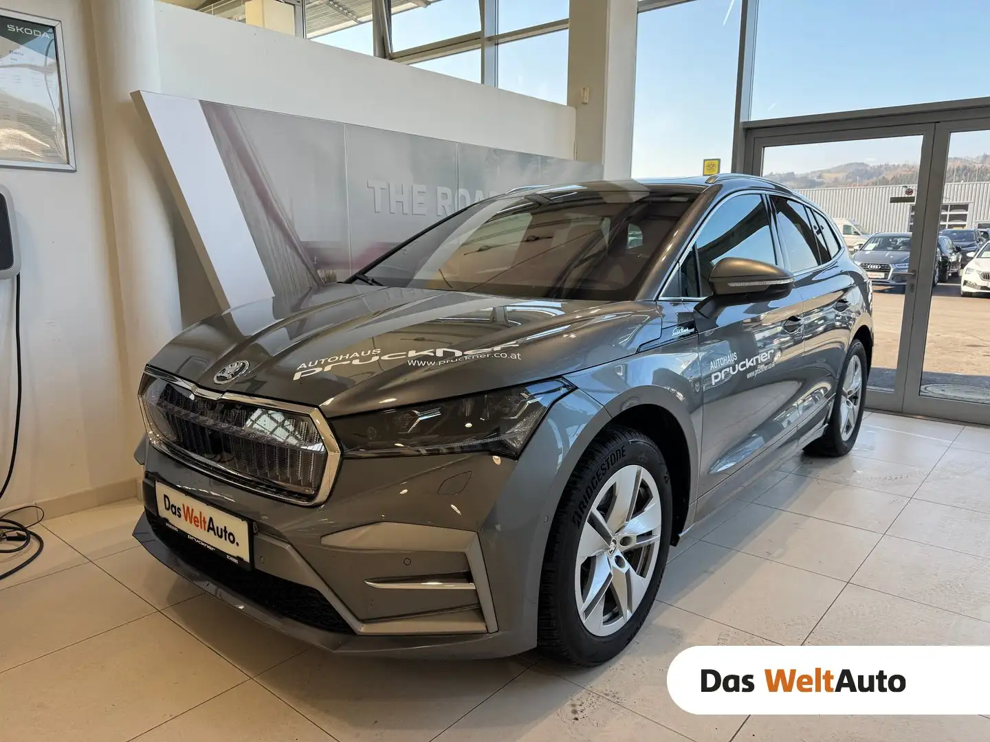 Skoda Enyaq L&K 85x Grau - 1