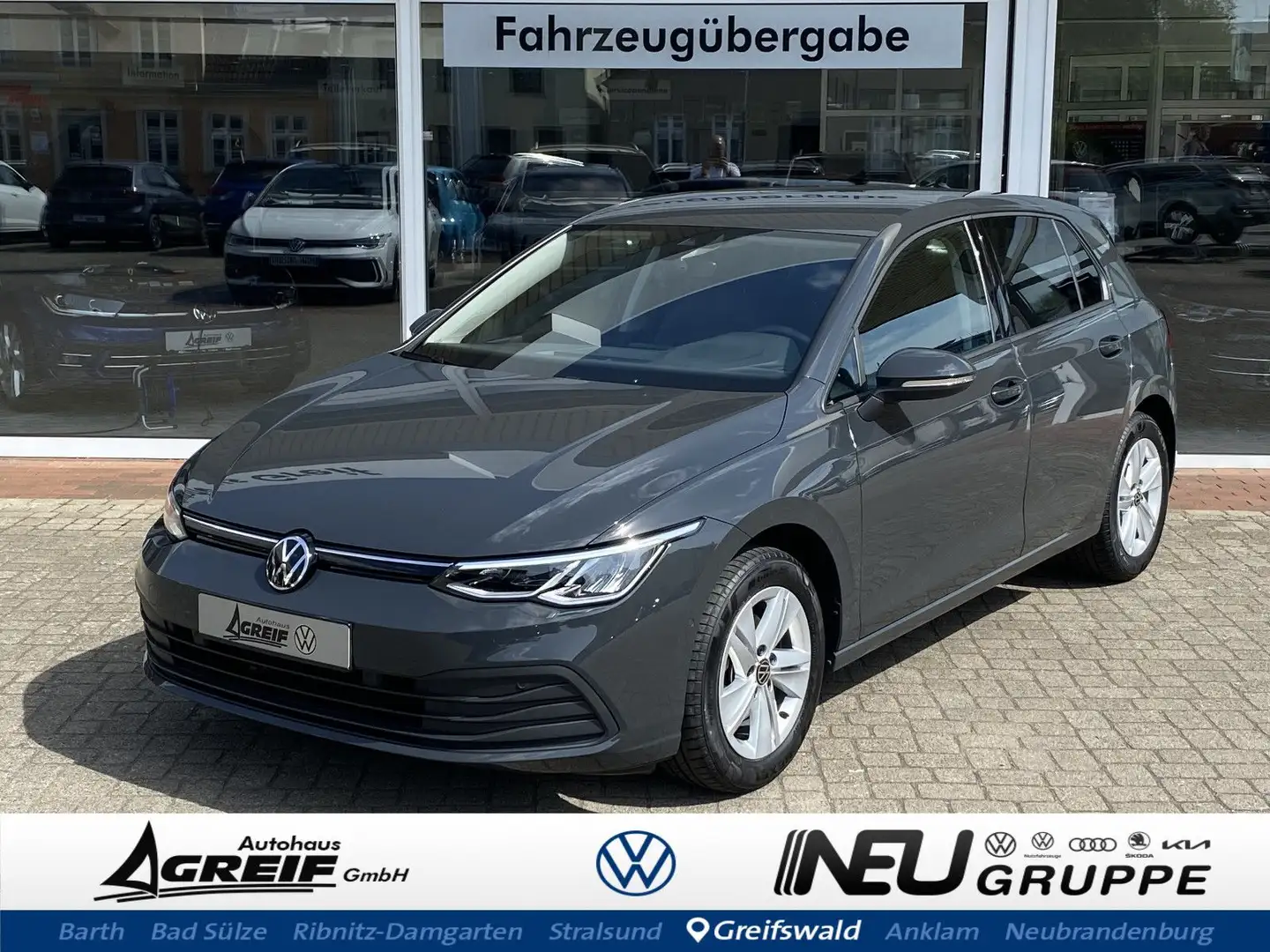 Volkswagen Golf VIII 1.5 eTSI DSG Life*LED*NAVI*ACC* Gris - 1
