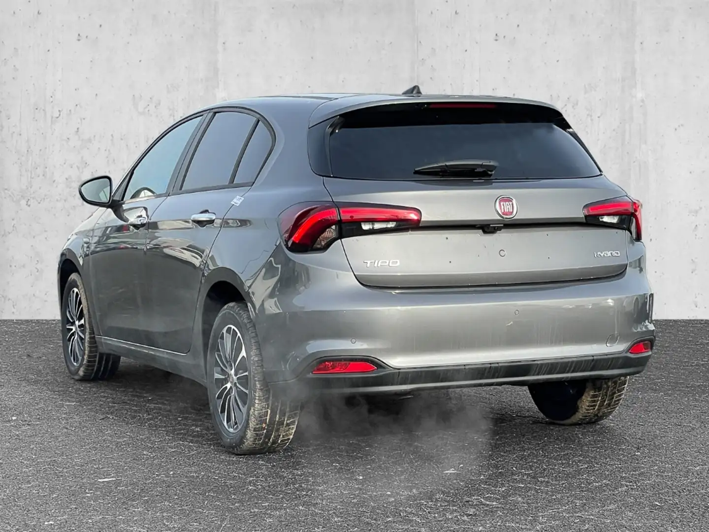 Fiat Tipo Mild-Hybrid Automatik Komfort & Techpaket Grau - 2