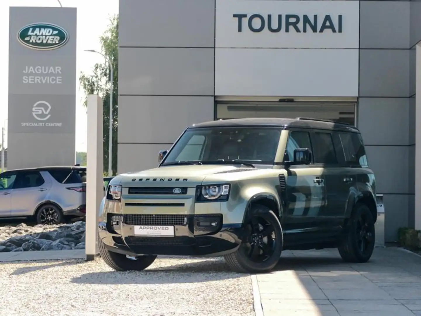 Land Rover Defender 110 P400e X-Dynamic HSE AWD Au Vert - 1