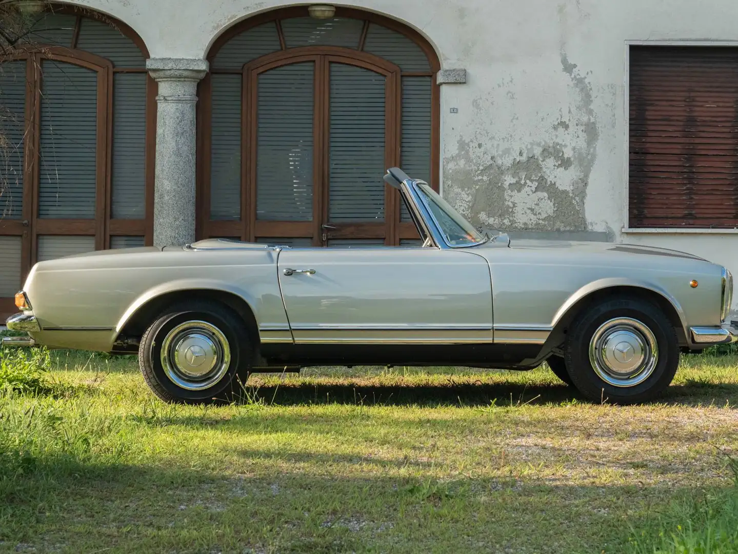 Mercedes-Benz SL 230 Pagoda Argento - 2