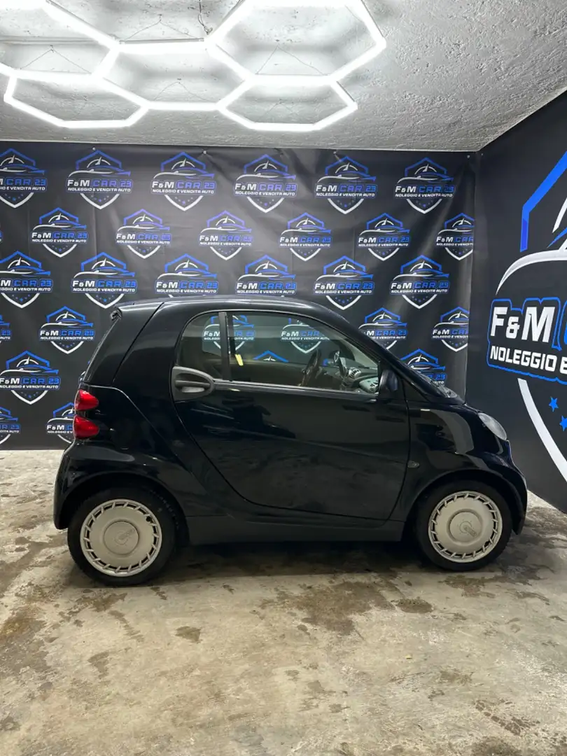 smart forTwo 1000 45 kW coupé pure Nero - 2