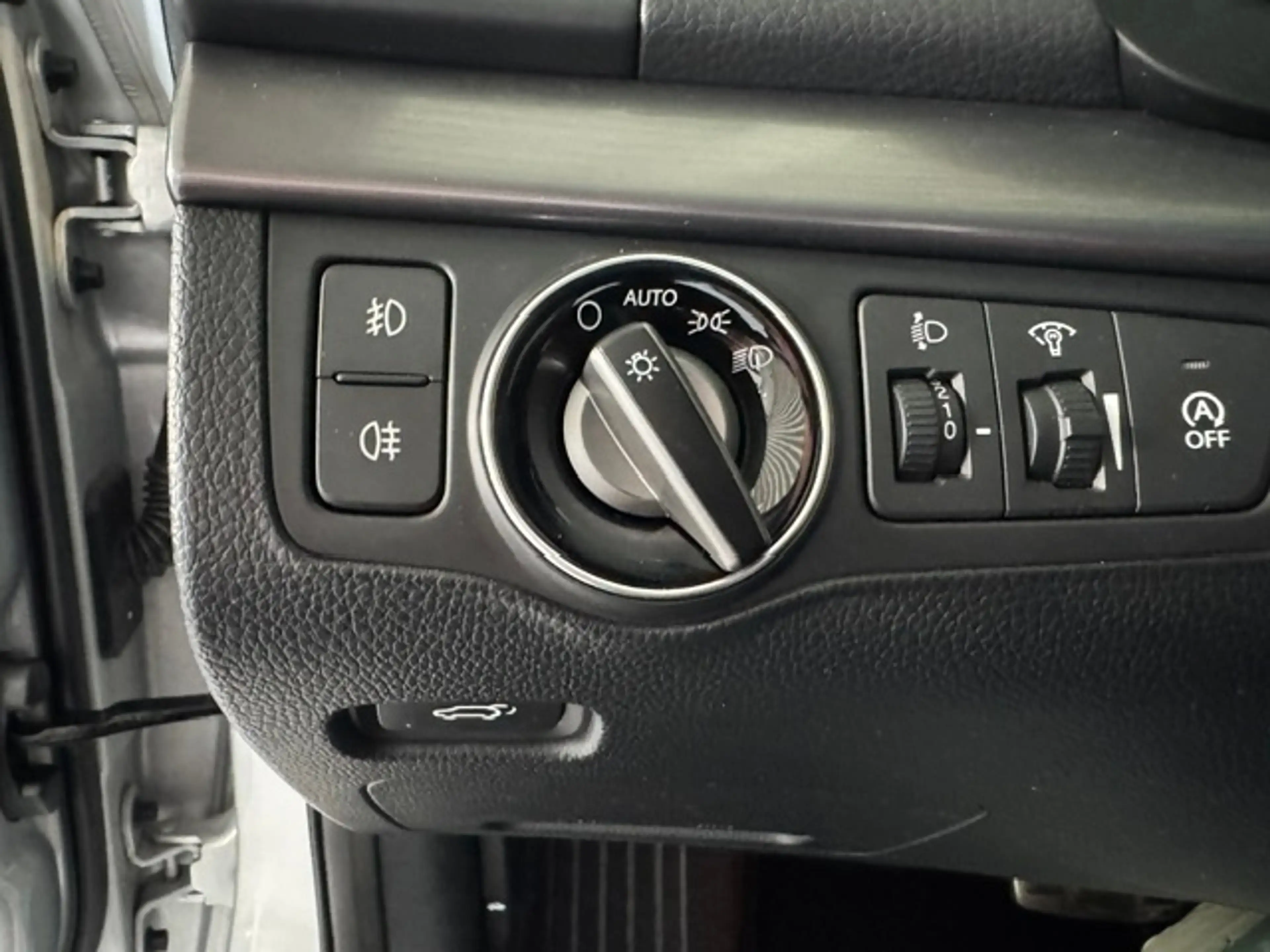 Hyundai i40 cw Style  1.7 D 7-DCT Navi AHK — photo 13