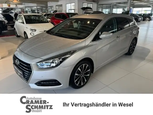 Hyundai i40 cw Style  1.7 D 7-DCT Navi AHK