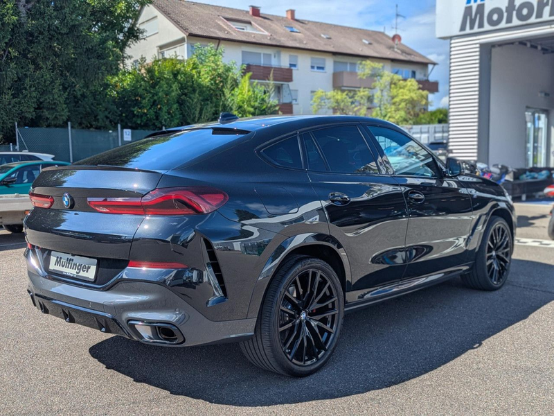 BMW X6 x30d M Sport LiveProf. Ad. LED Iconic Glow 22" — photo 9
