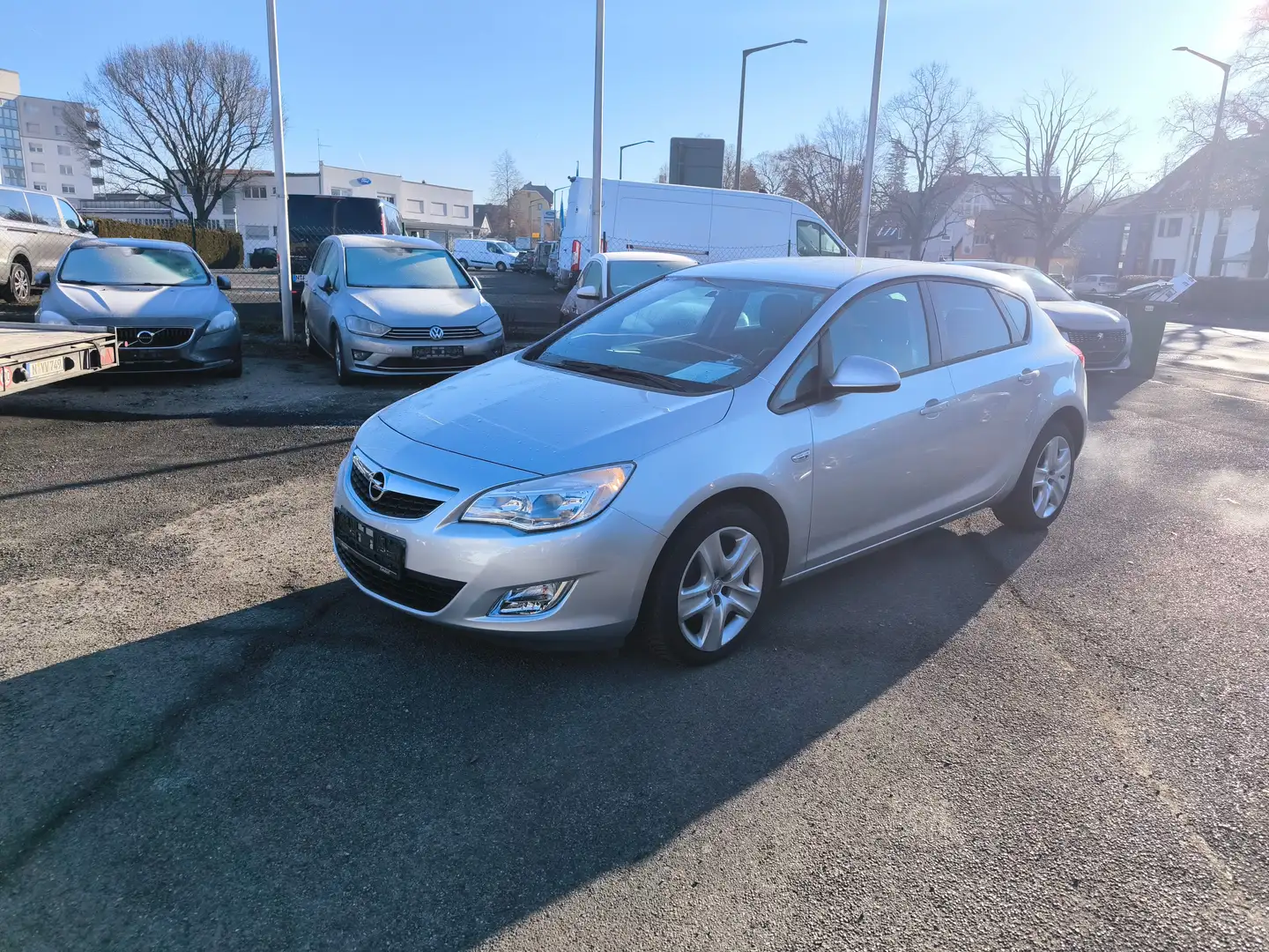 Opel Astra Design Edition Silber - 1